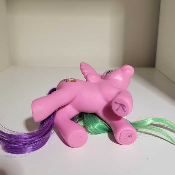 My Little Pony Coconut Grove Pegasus MLP - Picture 2 of 3